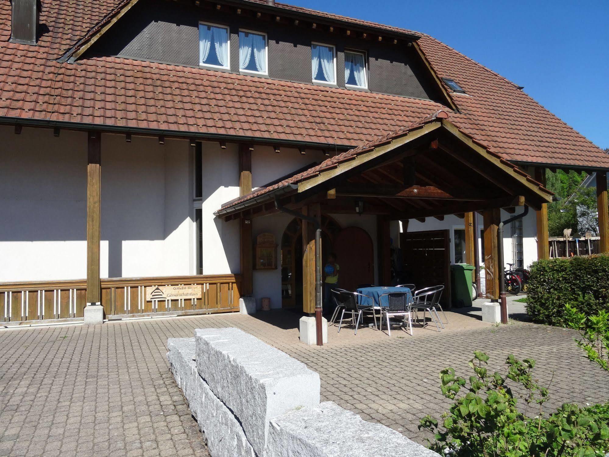 Gemeinschaftshaus Im Oberdorf Lützelflüh Exterior foto